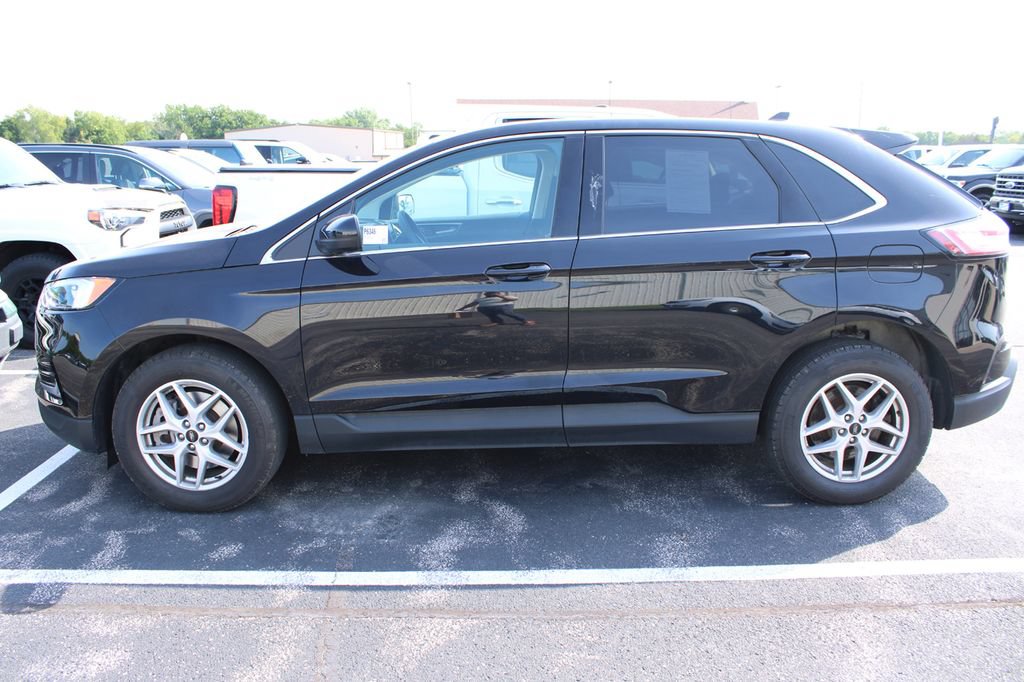 Certified 2024 Ford Edge SEL w/ Convenience Package AWD/4WD image 8