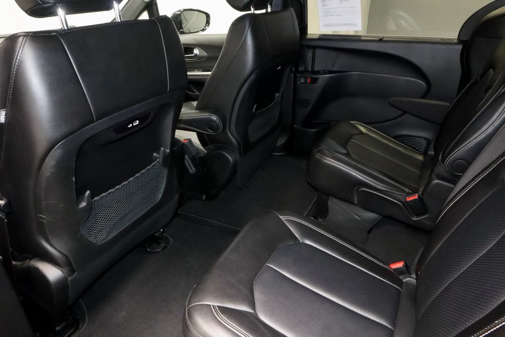 Used 2025 Chrysler Pacifica Select FWD image 21