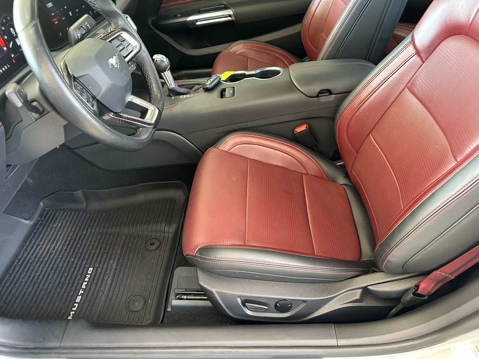 Certified 2025 Ford Mustang Premium RWD image 18