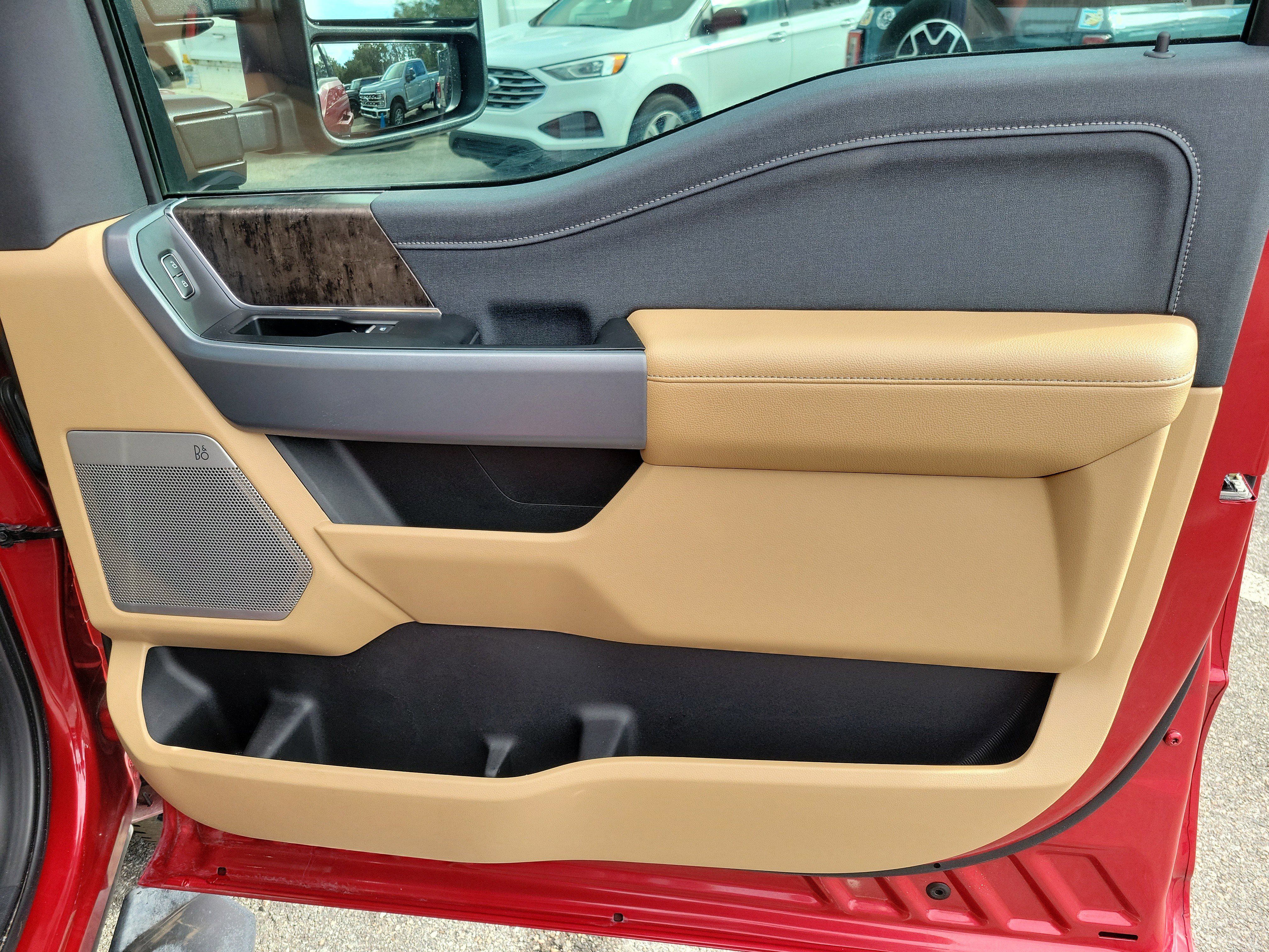 Certified 2024 Ford F250 Lariat w/ Sport Appearance Package image 28