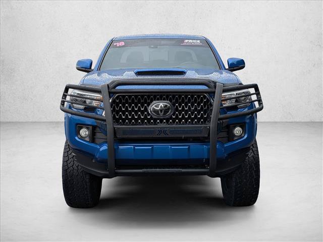 Used 2018 Toyota Tacoma TRD Sport w/ Technology Package AWD/4WD image 2