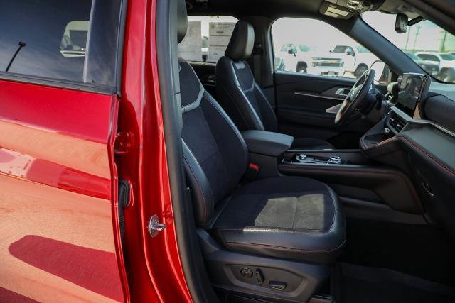 Certified 2025 Ford Explorer ST image 39