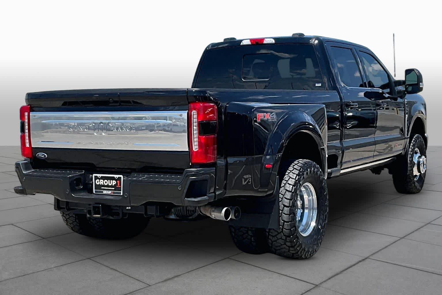Certified 2025 Ford F350 King Ranch AWD/4WD image 12