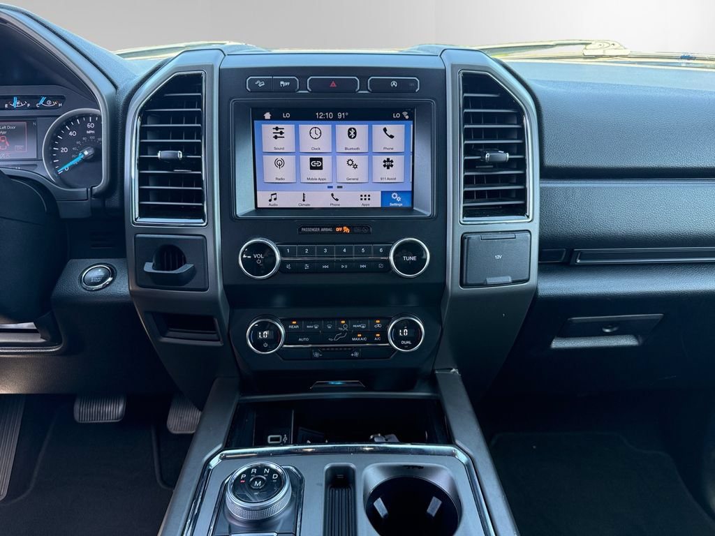 Certified 2019 Ford Expedition XLT w/ Equipment Group 201A AWD/4WD image 11