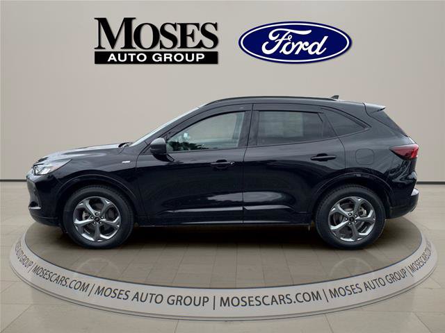 Certified 2023 Ford Escape ST-Line w/ Tech Pack #1 AWD/4WD image 8