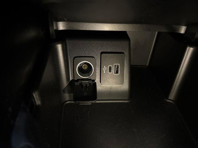 Certified 2025 Ford Explorer Active image 28