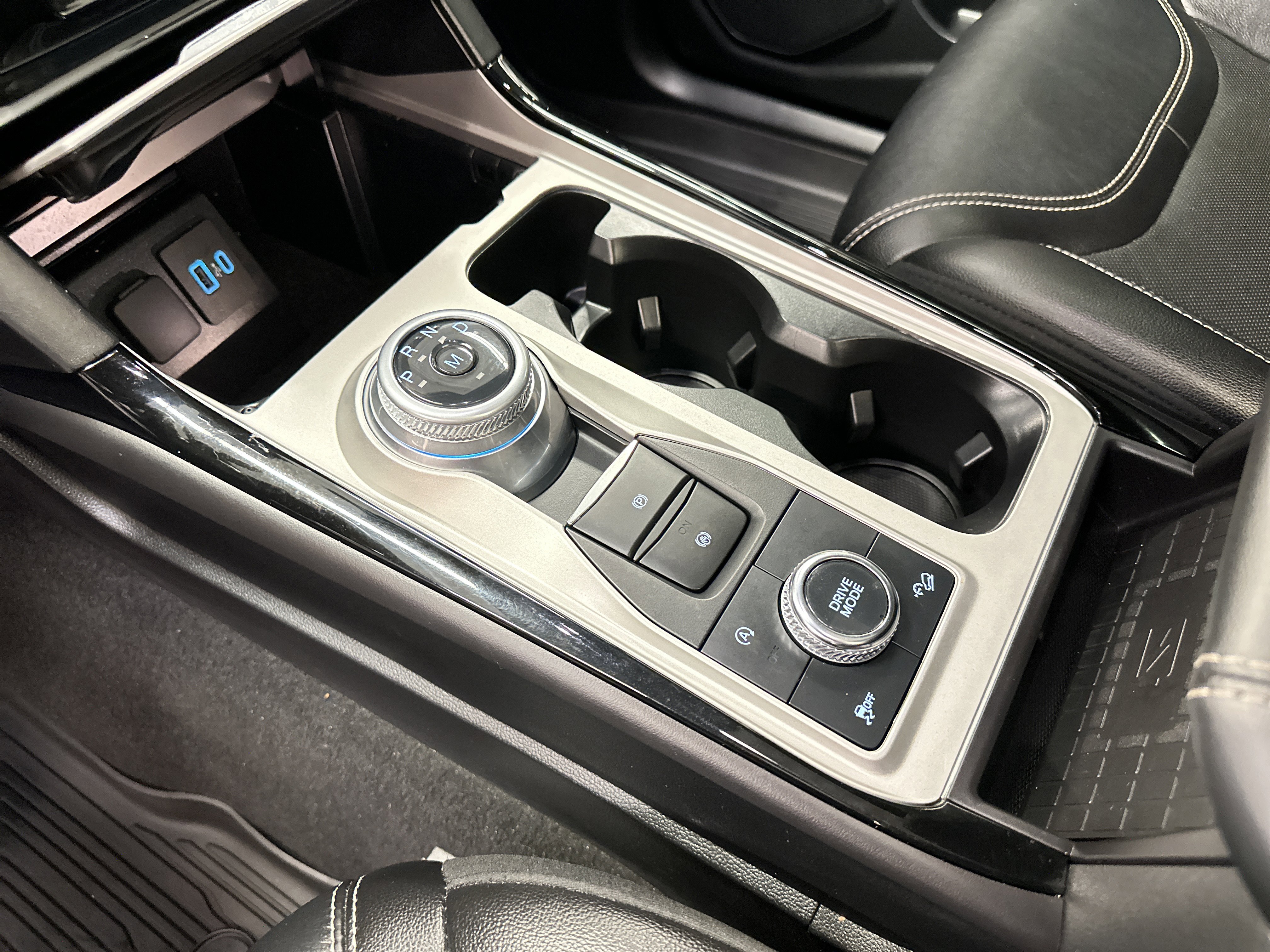 Certified 2023 Ford Explorer ST w/ Equipment Group 401A image 34