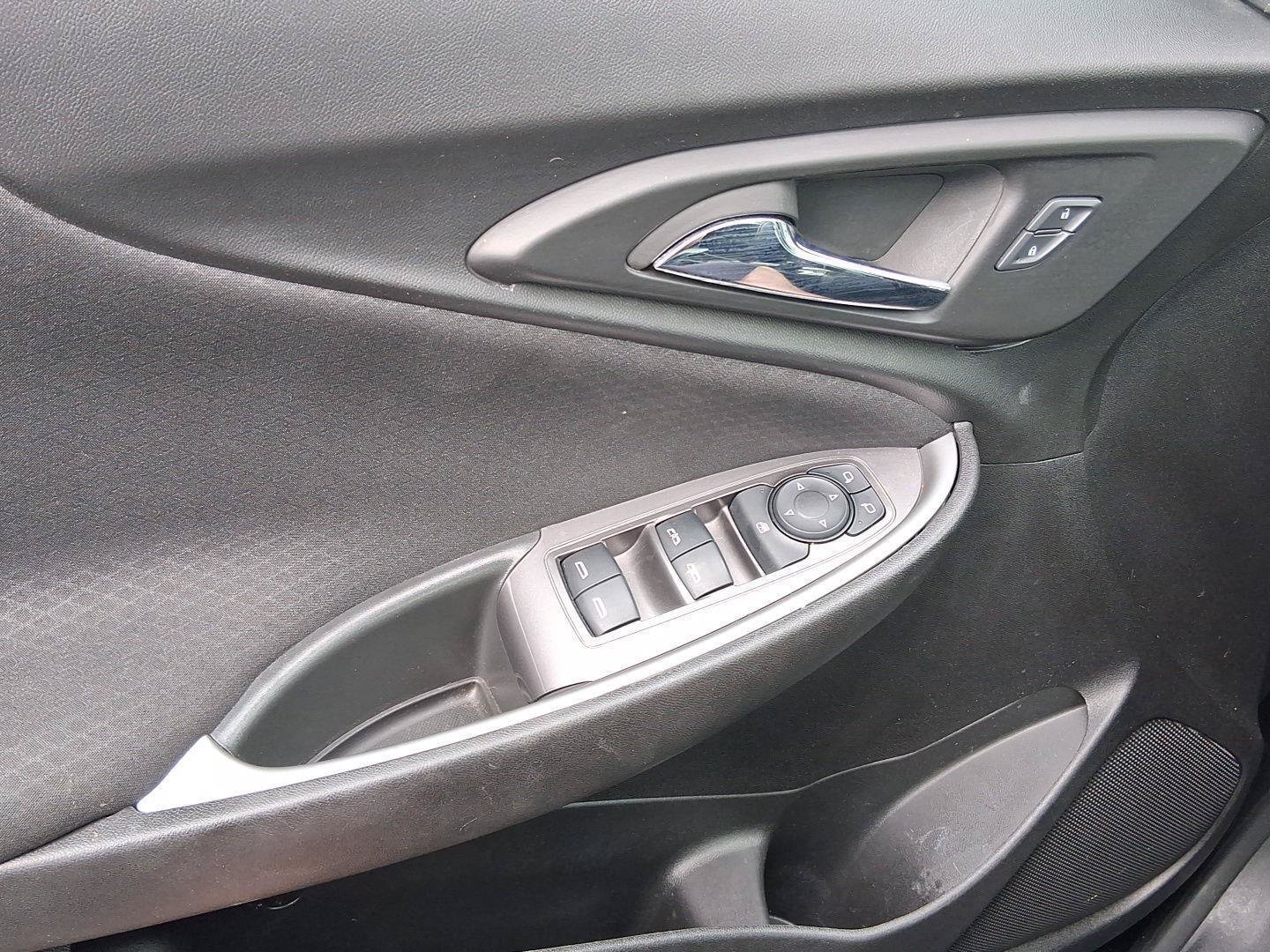 Used 2025 Chevrolet Malibu LT w/ Midnight Edition FWD image 19