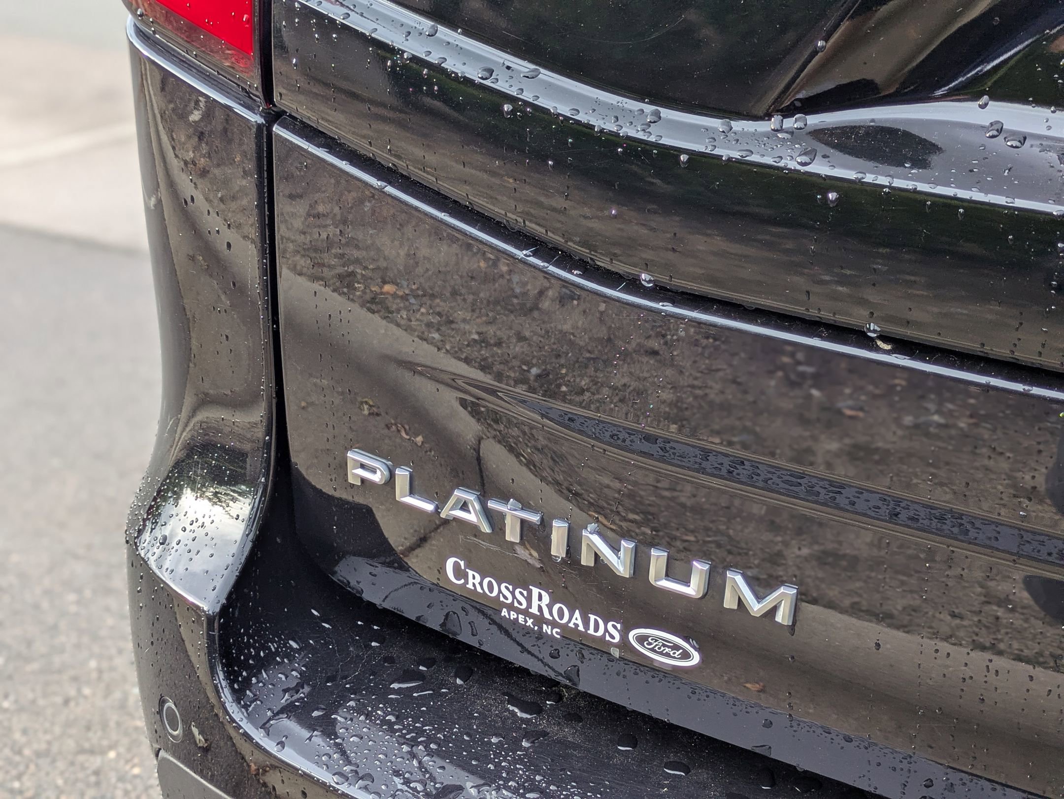 Certified 2025 Ford Expedition Platinum w/ Platinum Ultimate Package AWD/4WD image 32