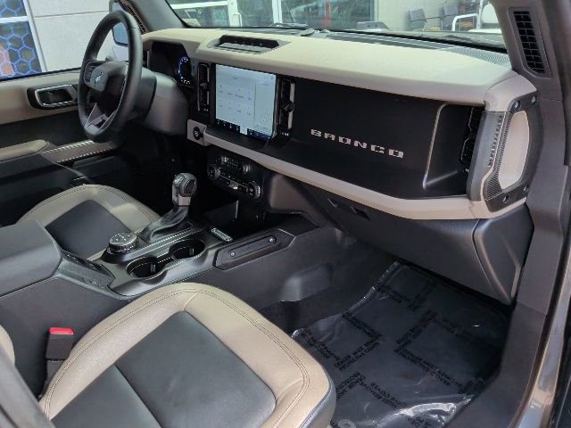 Certified 2023 Ford Bronco Wildtrak AWD/4WD image 17