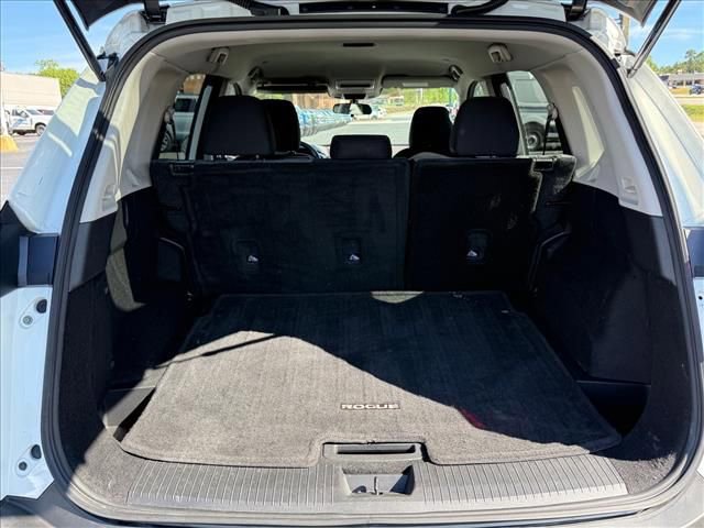 Used 2022 Nissan Rogue S AWD/4WD image 15
