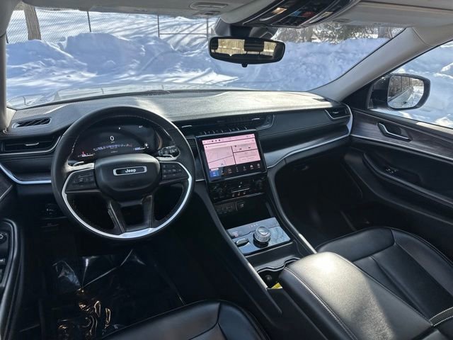 Used 2024 Jeep Grand Cherokee L Limited image 29