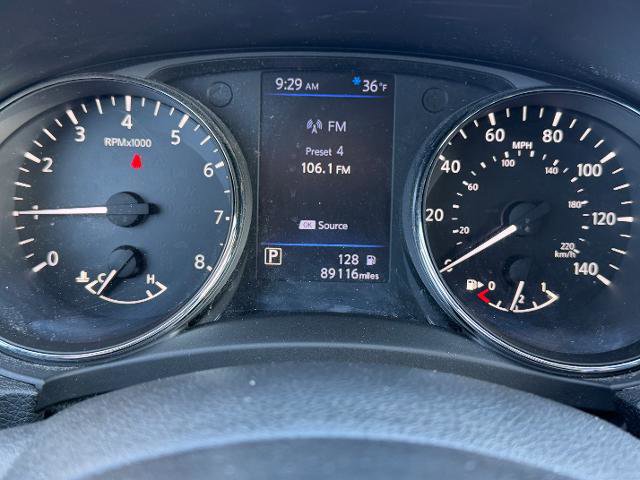 Used 2020 Nissan Rogue SL w/ Premium Package AWD/4WD image 8