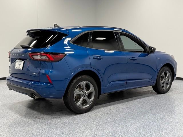 Certified 2023 Ford Escape ST-Line w/ Tech Pack #1 AWD/4WD image 12