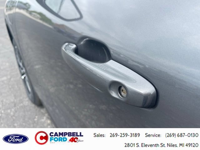 Certified 2025 Ford Escape SE FWD image 12