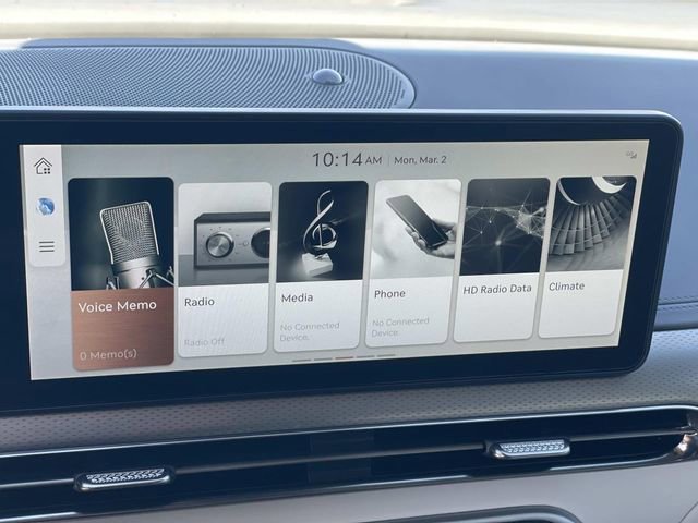 Used 2023 Genesis GV60 Performance image 13