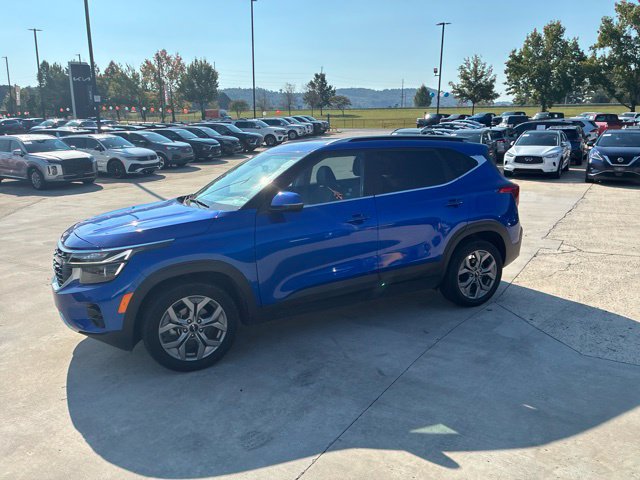 Used 2024 Kia Seltos S FWD image 32