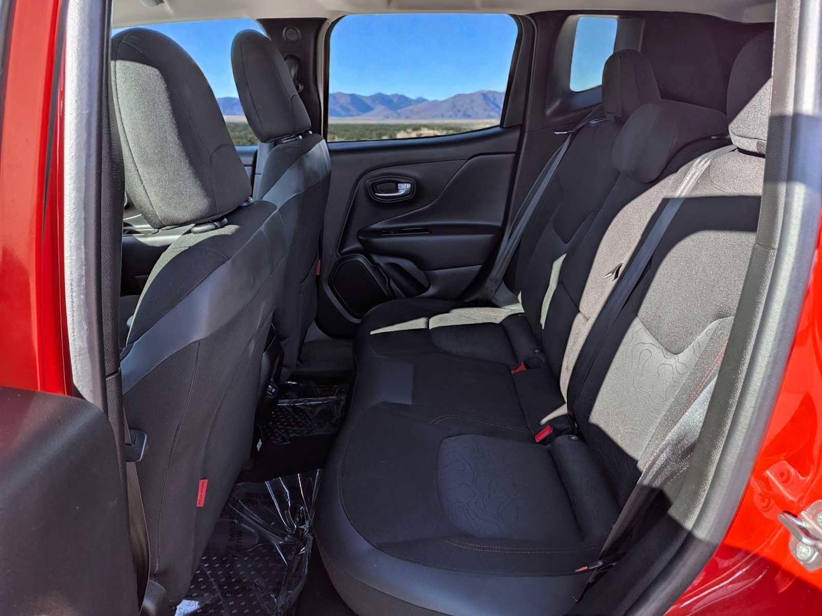 Used 2021 Jeep Renegade Trailhawk image 20