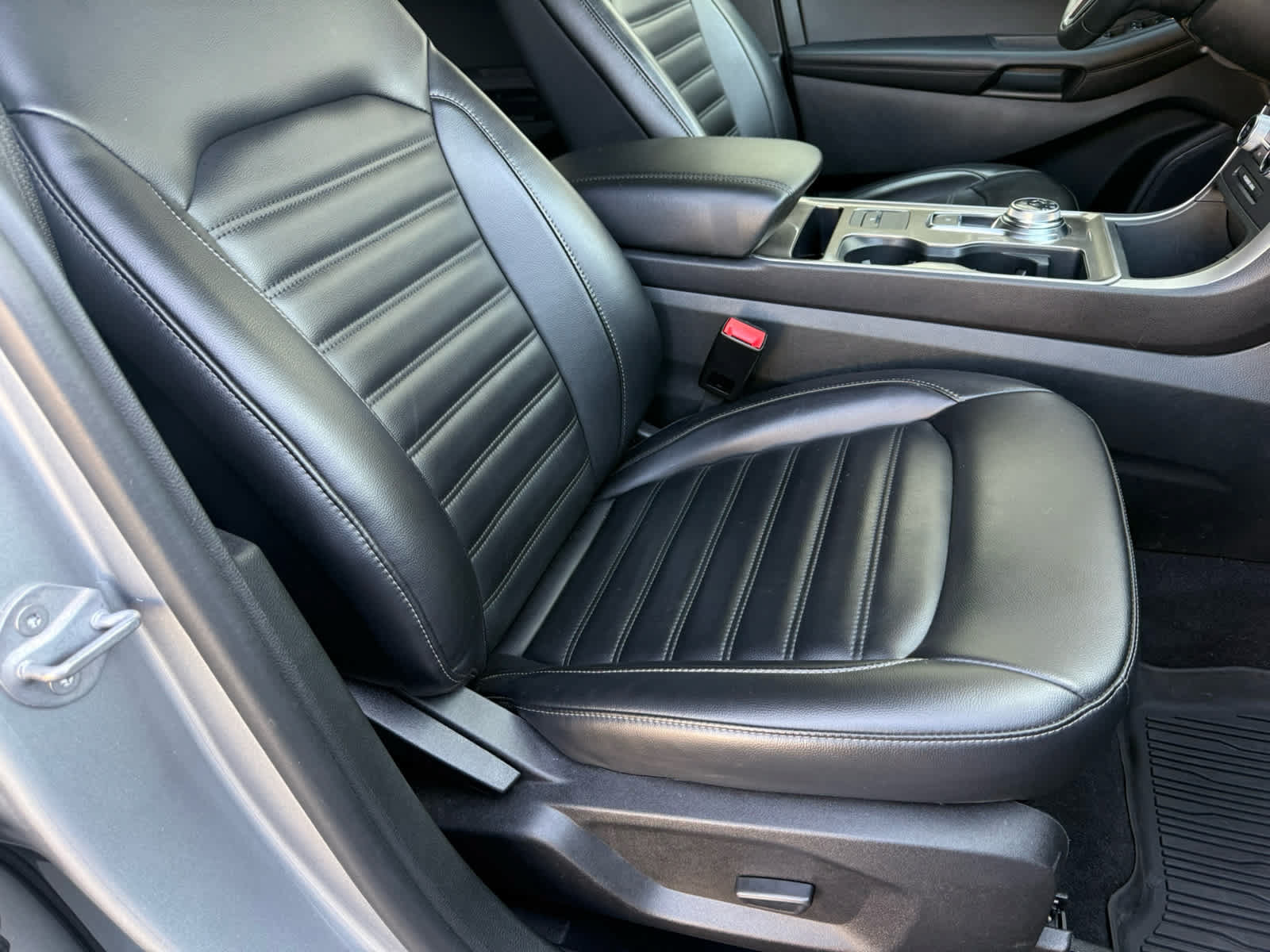 Certified 2023 Ford Edge SEL w/ Convenience Package AWD/4WD image 8