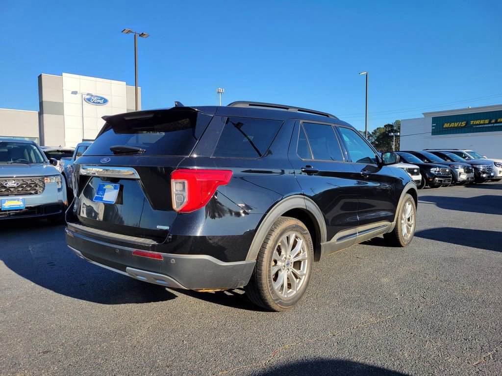 Certified 2020 Ford Explorer XLT w/ Equipment Group 202A image 5