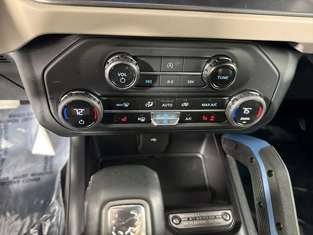 Certified 2024 Ford Bronco Wildtrak AWD/4WD image 9