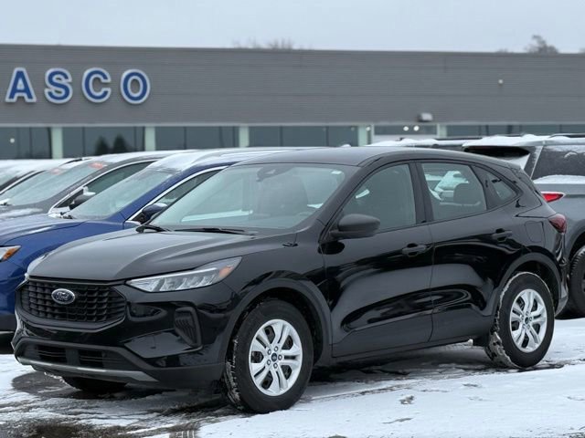 Certified 2023 Ford Escape AWD image 2