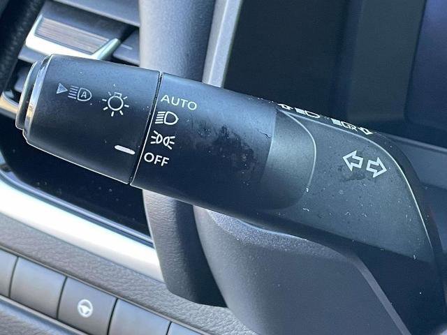 Used 2024 Nissan Rogue SL w/ SL Premium Package image 21