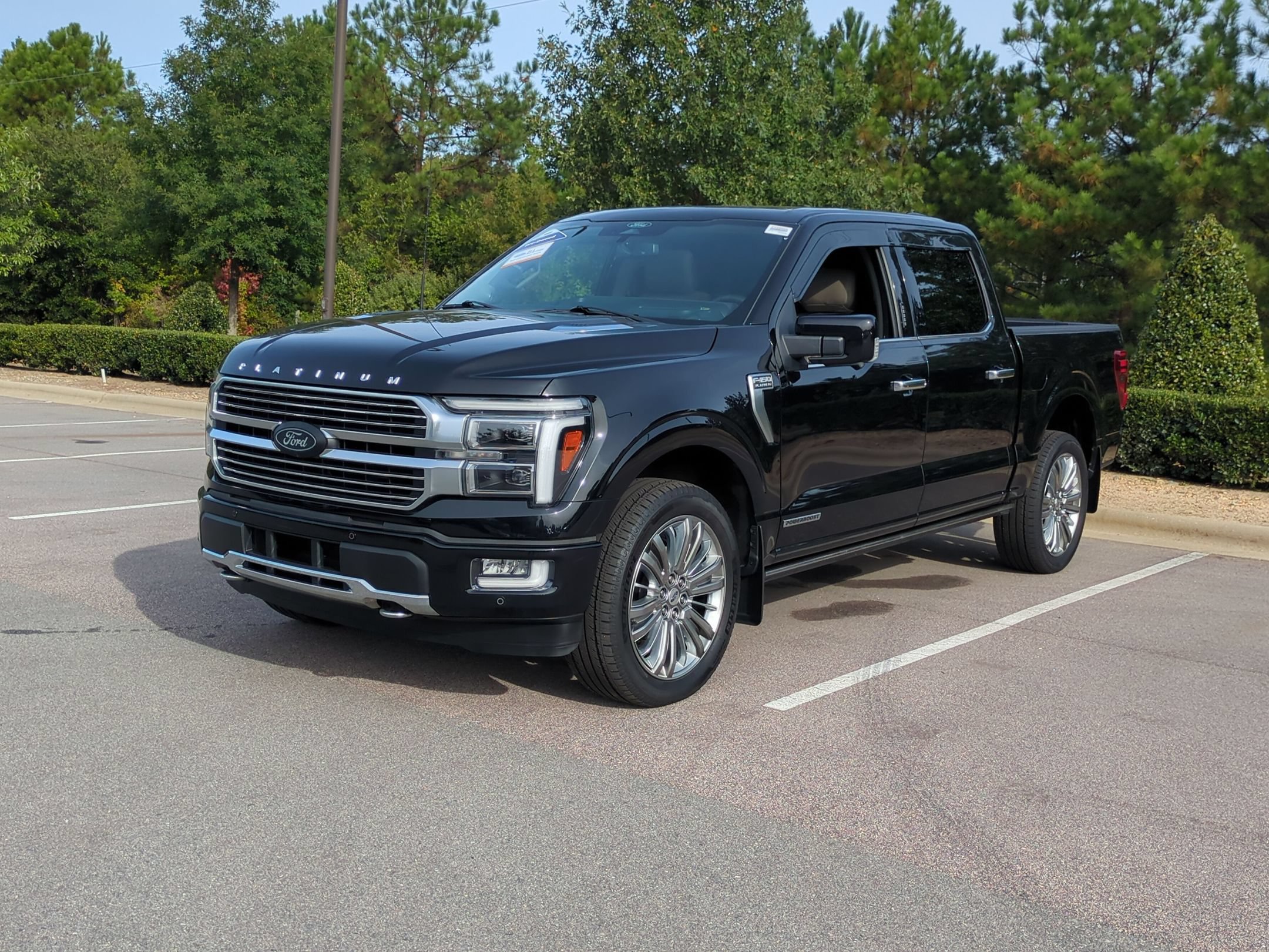 Certified 2024 Ford F150 Platinum w/ Equipment Group 703A Plus AWD/4WD image 8