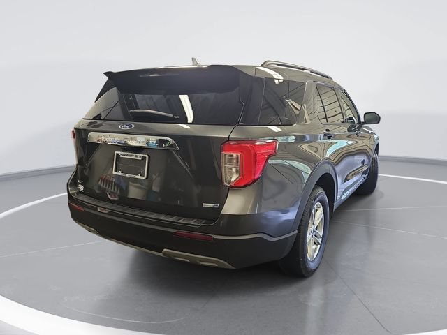 Certified 2020 Ford Explorer XLT w/ Equipment Group 202A AWD/4WD image 3