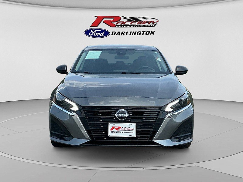 Used 2025 Nissan Altima 2.5 SV FWD image 8