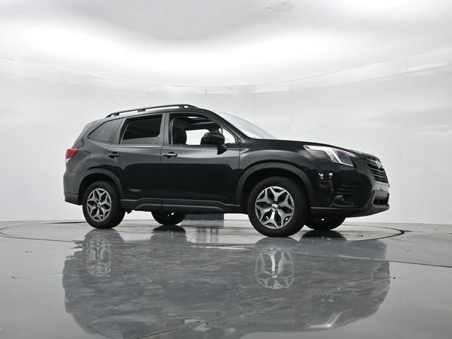 Used 2024 Subaru Forester Premium AWD/4WD image 37