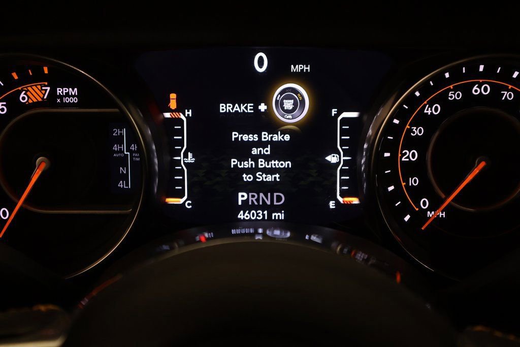 Used 2022 Jeep Wrangler Unlimited Sahara image 25