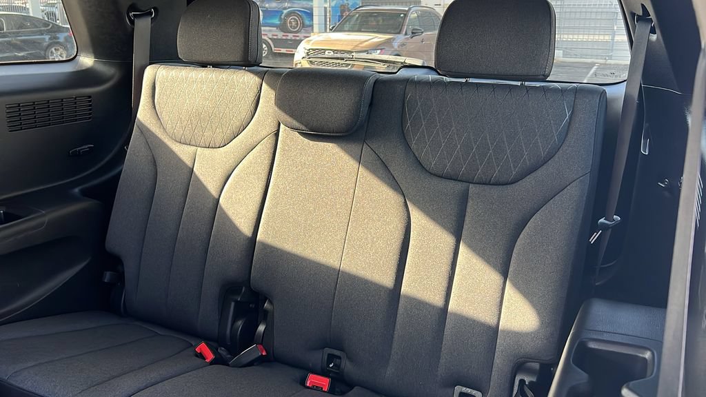 Used 2022 Hyundai Palisade SEL w/ Convenience Package FWD image 9