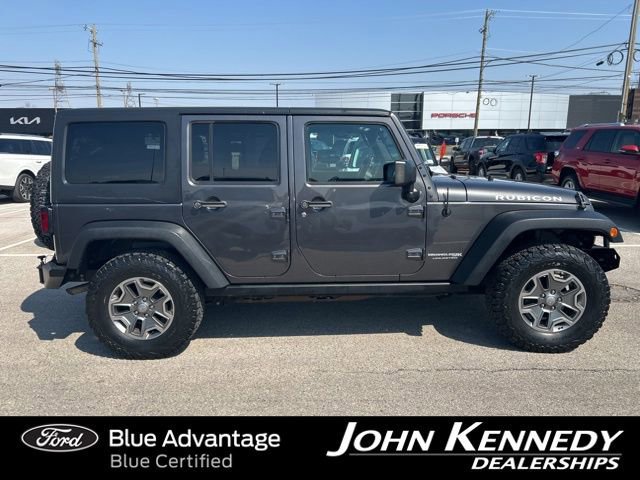 Used 2018 Jeep Wrangler Unlimited Rubicon w/ Connectivity Group AWD/4WD image 4