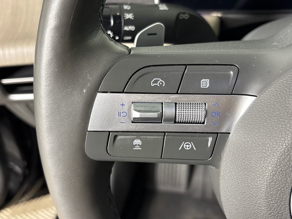 Used 2024 Hyundai Sonata Limited FWD image 17
