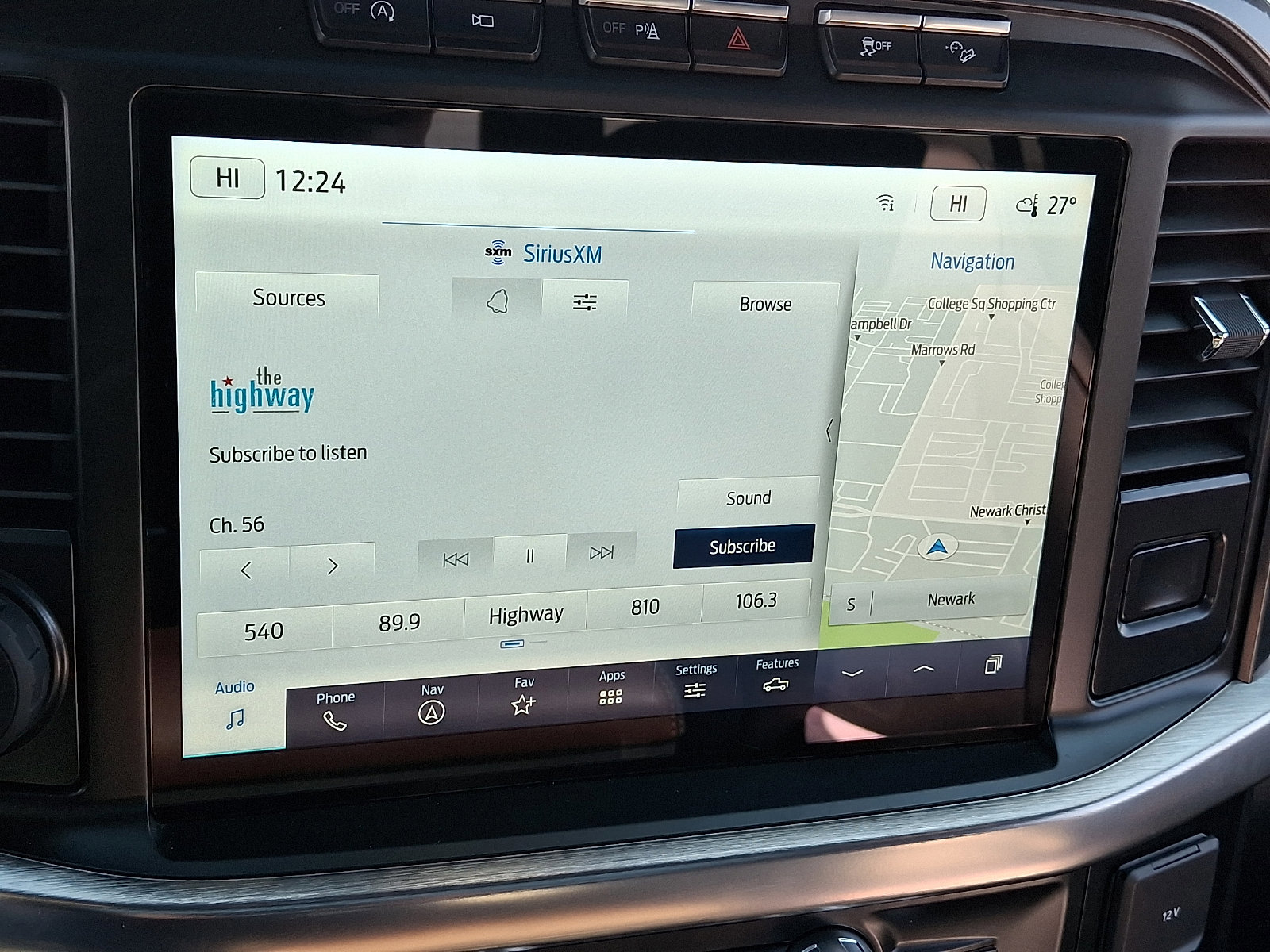 Certified 2023 Ford F150 Lariat w/ Equipment Group 502A High image 25