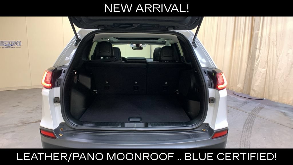 Used 2022 Jeep Cherokee Latitude w/ Sun & Sound Group AWD/4WD image 16