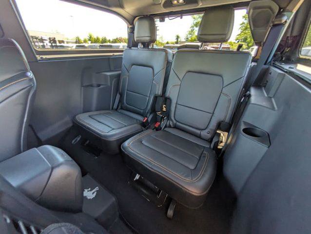Certified 2022 Ford Bronco Badlands AWD/4WD image 27