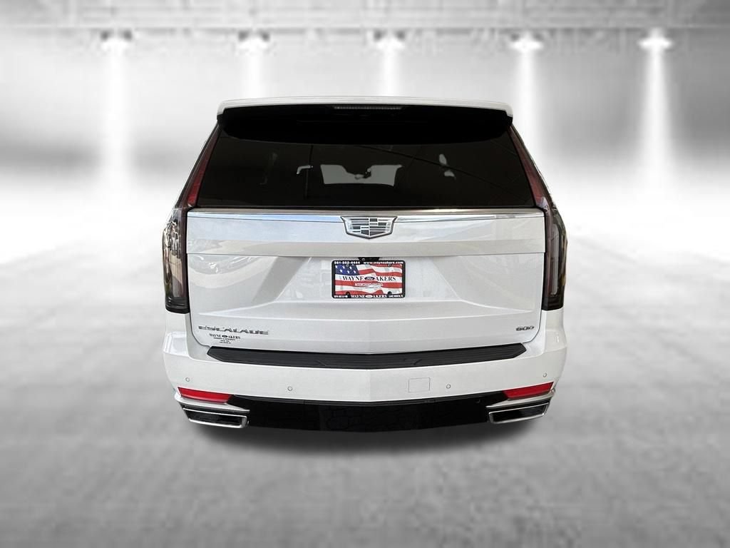 Used 2022 Cadillac Escalade Premium Luxury w/ Performance Package RWD image 5