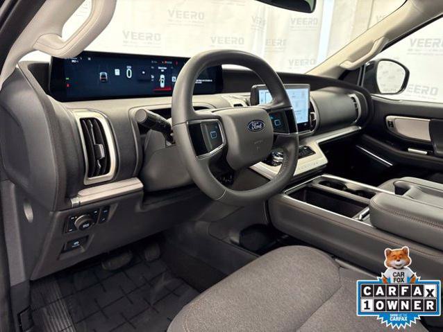 Certified 2025 Ford Expedition Active AWD/4WD image 27