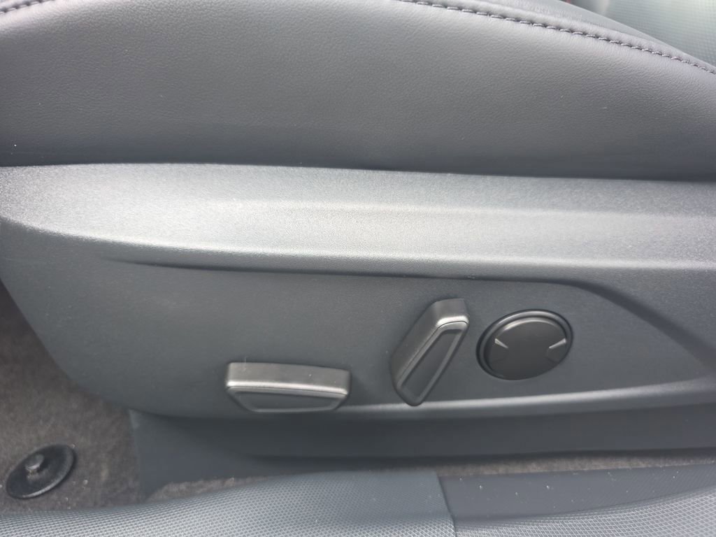 Certified 2025 Ford Mustang Mach-E Premium w/ Sport Appearance Package image 20