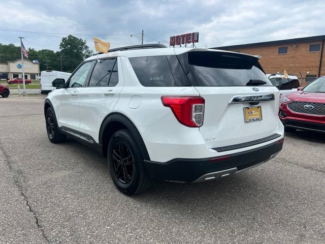 Certified 2024 Ford Explorer XLT w/ Equipment Group 202A AWD/4WD image 6