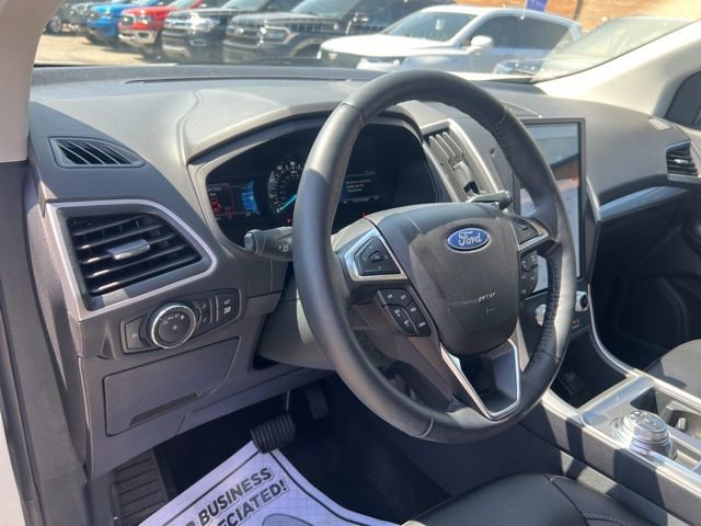 Certified 2023 Ford Edge SEL w/ Convenience Package AWD/4WD image 7
