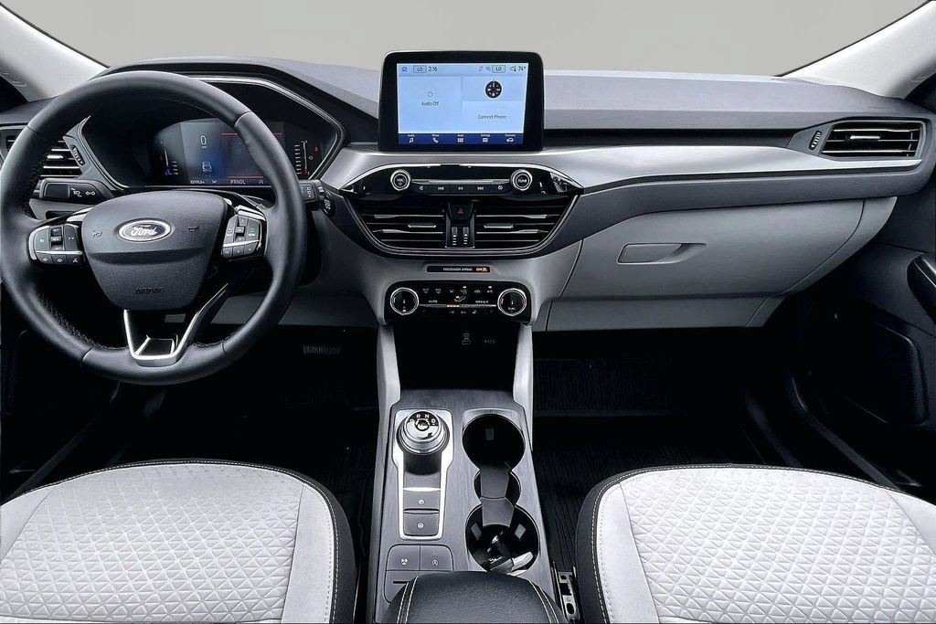 Certified 2023 Ford Escape Active AWD/4WD image 16