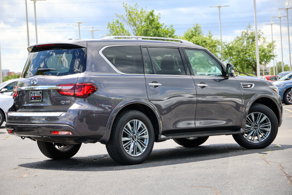 Used 2024 INFINITI QX80 Luxe RWD image 3