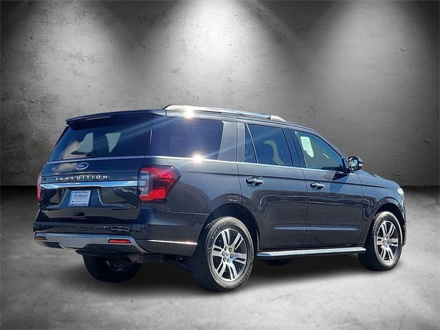 Certified 2023 Ford Expedition Limited image 3