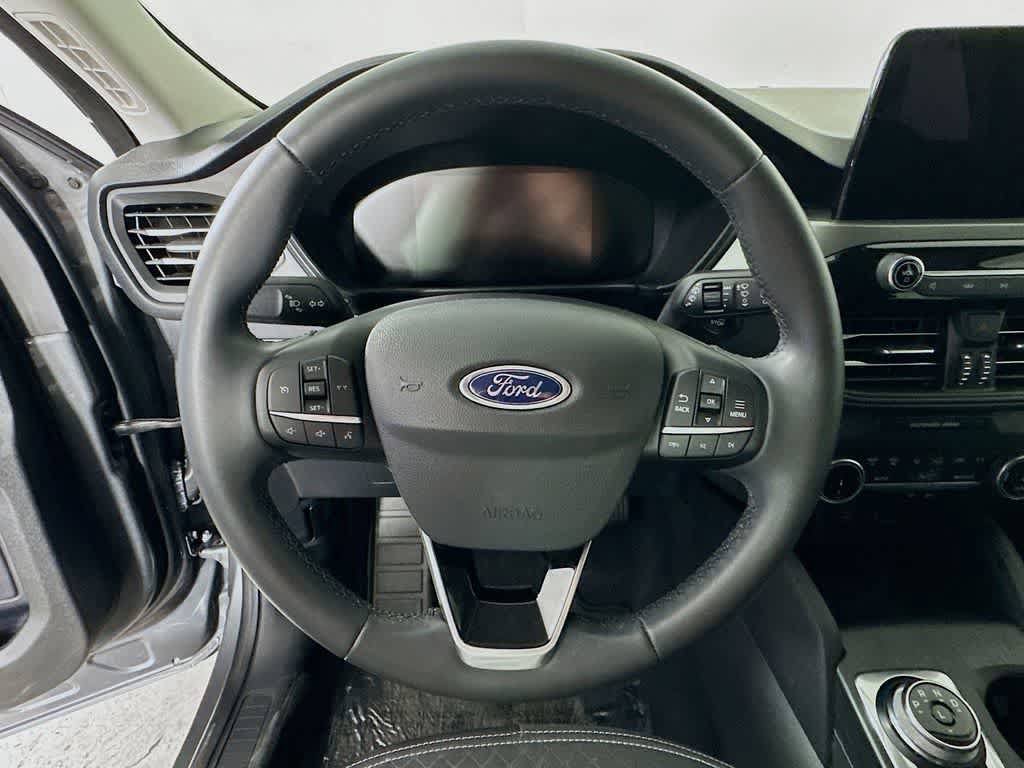 Certified 2023 Ford Escape Active FWD image 16