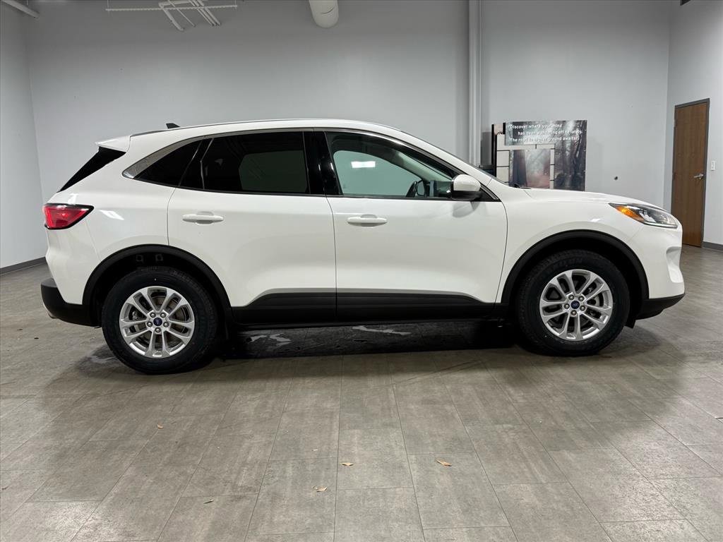 Certified 2021 Ford Escape SE w/ Convenience Package image 3