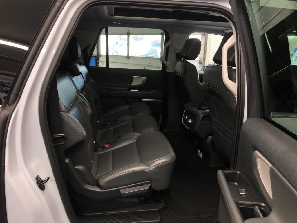 Certified 2025 Ford Expedition Max Active image 24