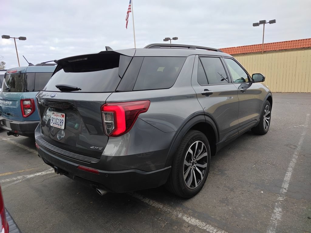 Certified 2022 Ford Explorer ST-Line w/ Class IV Trailer Tow Package AWD/4WD image 5